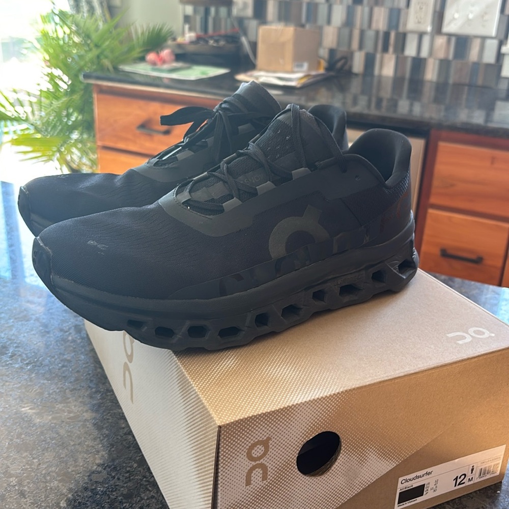 Men’s Size 12 Oncloud